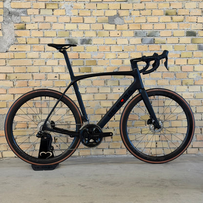 De Rosa Idol Disc | 105 R7170 D12 | Carbon Wind 42 | Størrelse XL ( Rytterhøjde 180-193 cm)